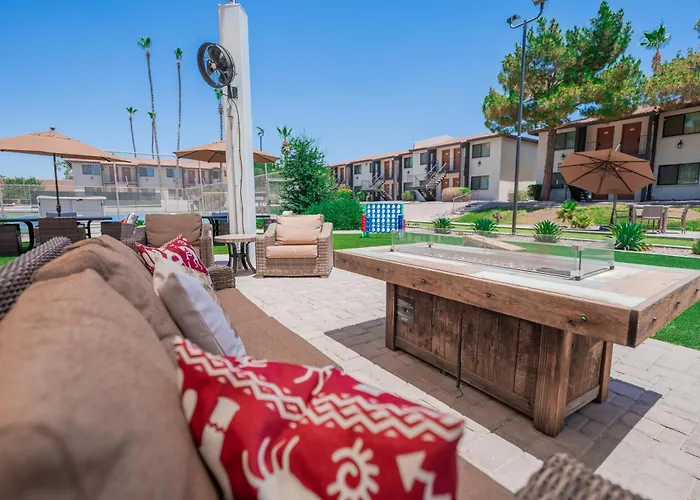 133 Fully Furnished, Amenities Galore *