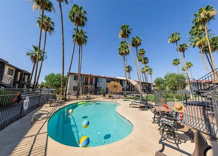 133 Fully Furnished, Amenities Galore Scottsdale