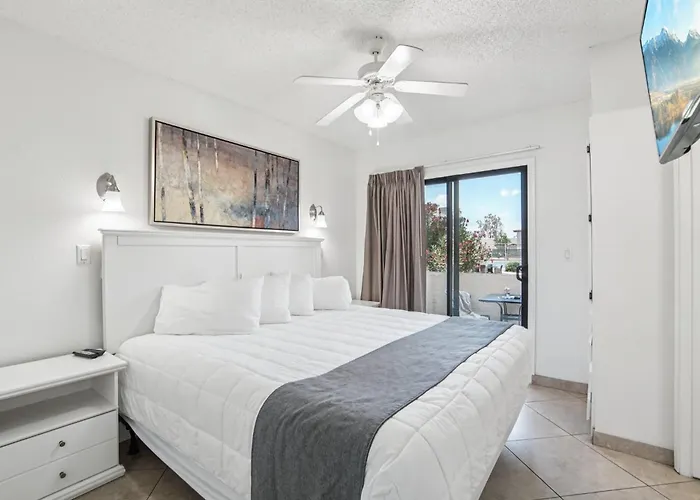 133 Fully Furnished, Amenities Galore Apartment