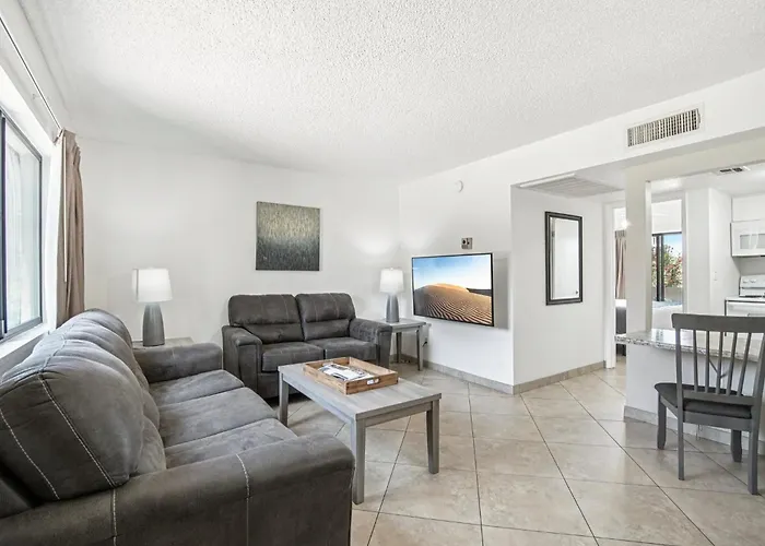 Apartment 133 Fully Furnished, Amenities Galore Scottsdale