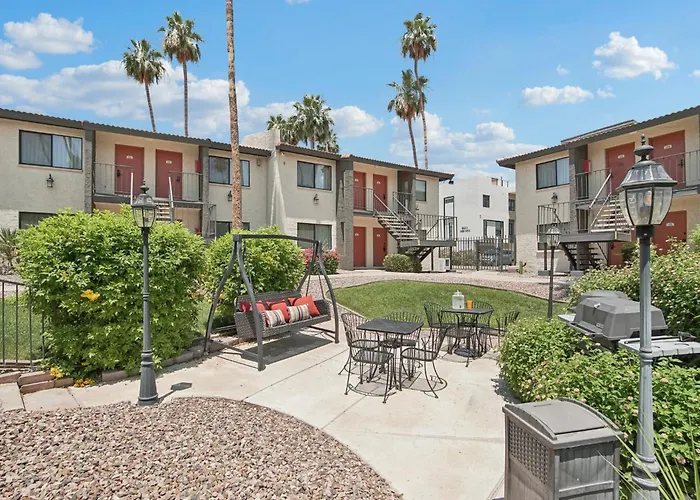 Apartment 133 Fully Furnished, Amenities Galore Scottsdale
